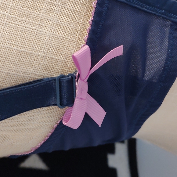 💜 EUC Cacique Brand Intimates Ladie's Cotton Blend Floral Pattern & Lace, 40F - Picture 8 of 14